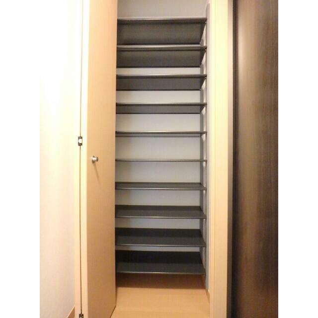 収納力のあるシューズＢＯＸ