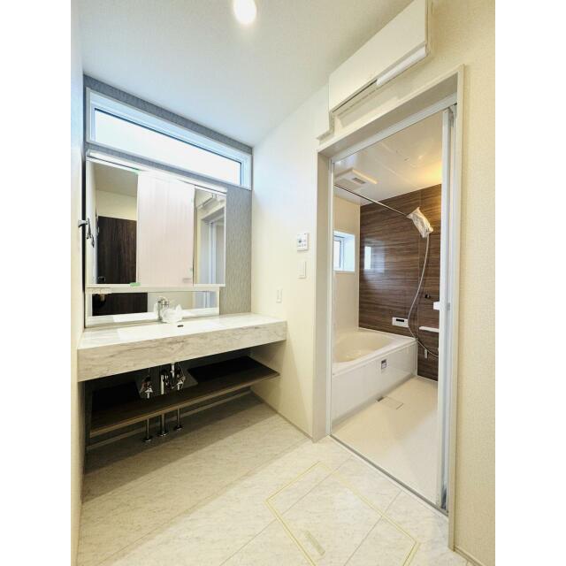 【洗面スペース】