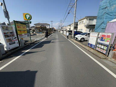 販売現地
