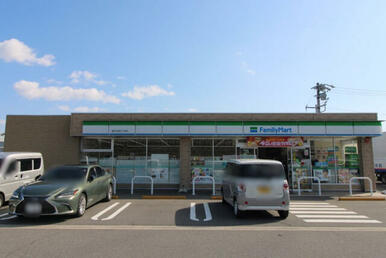 ファミリーマート稲沢北島5丁目店