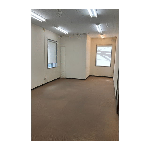 生成AIで家具や小物を削除する加工をしています