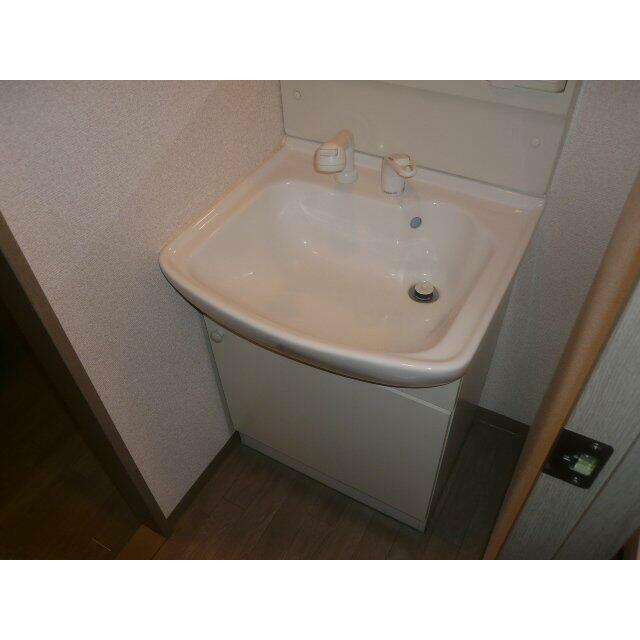 洗髪洗面化粧台