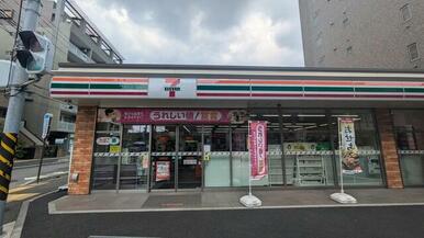 セブンイレブン川崎多摩区役所前店