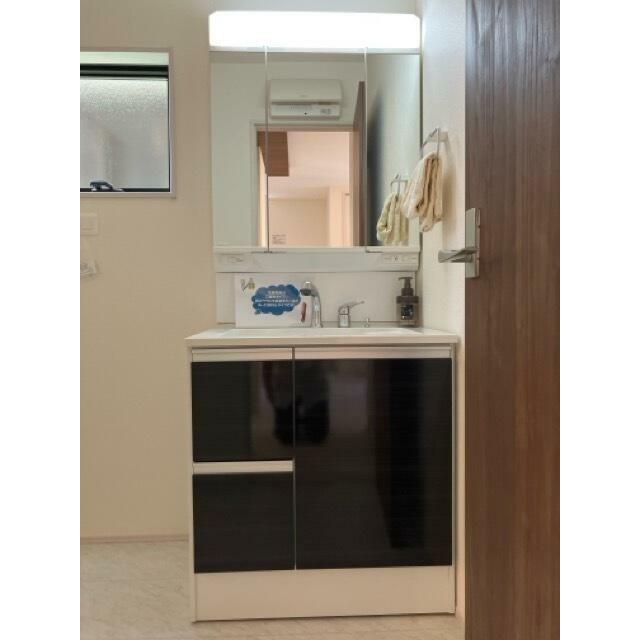 洗顔や歯磨きなど毎日使う洗面所だから要チェック！（1号棟）