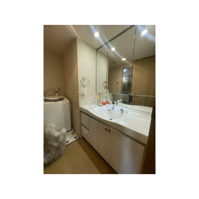 三面鏡収納付き洗面化粧台