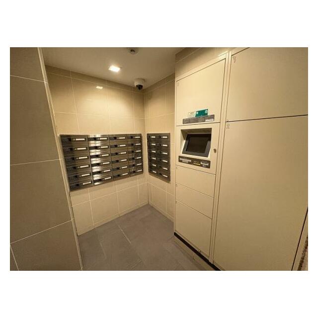 「ポスト」宅配ぼっっくすがございます。