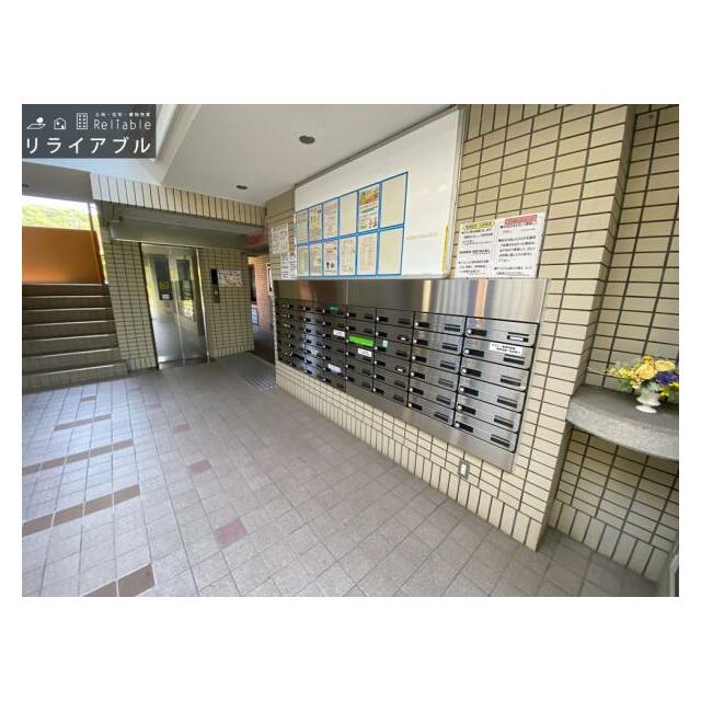 apartment 郷六字葛岡下