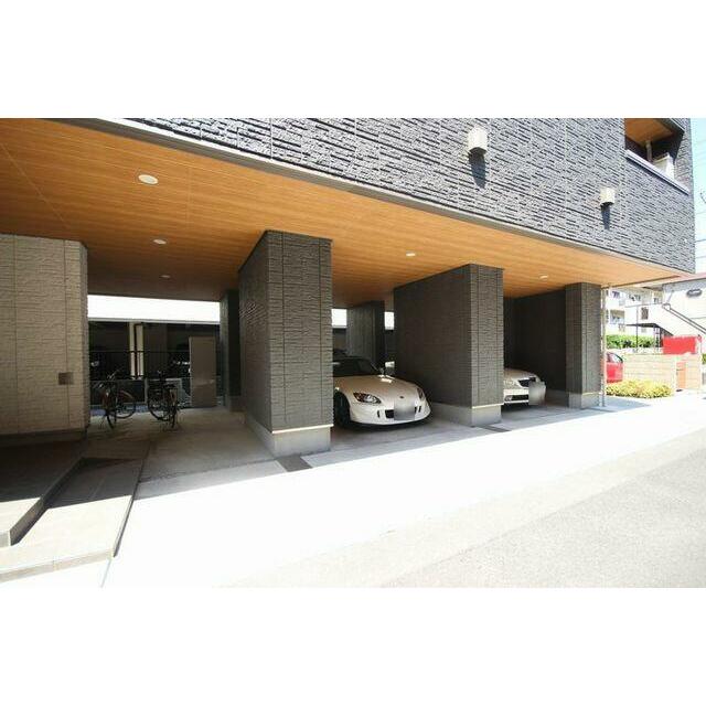 屋根付駐輪場＆駐車場（要空確認）