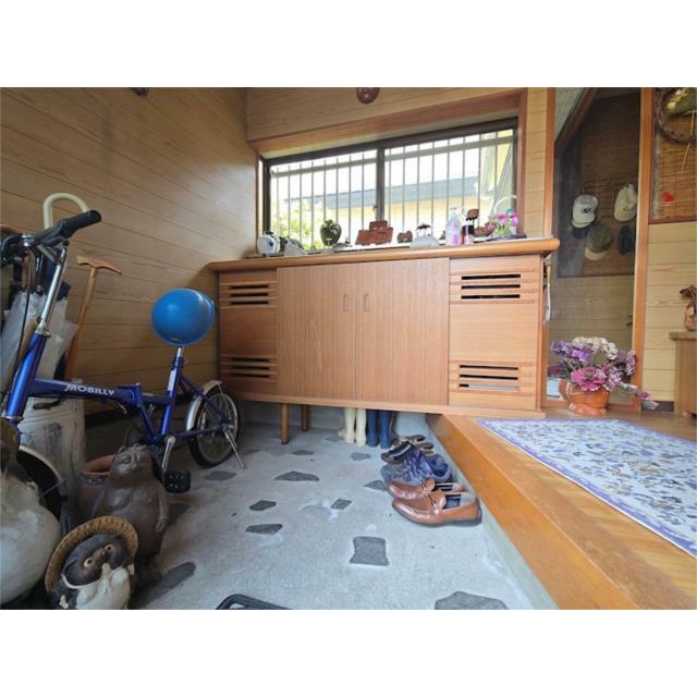 玄関内観です。