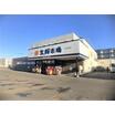 販売店