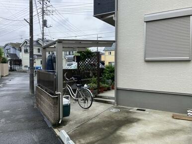 嬉しいサイクルポート付住宅