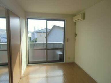 居室・バルコニー