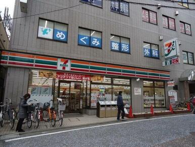セブンイレブン川崎溝の口駅南口店