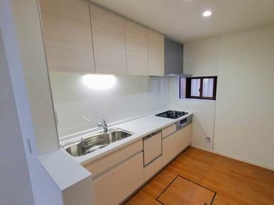 キッチン(新品交換済みです)