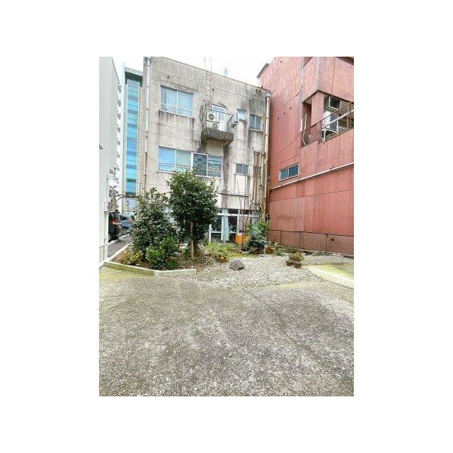 敷地北側の写真。広い空きスペースがあります！