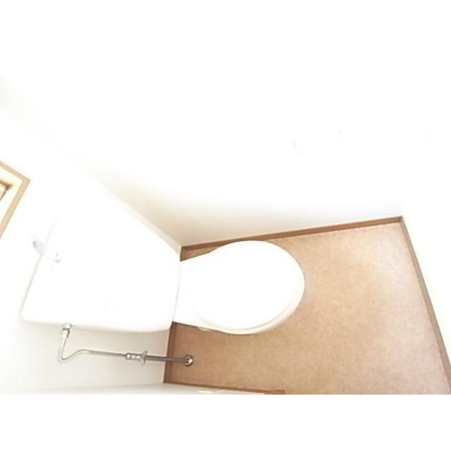 トイレにも窓付！他号室参考写真