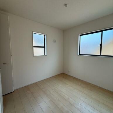 リビングと洋室の使い分けで生活にメリハリを（1号棟）