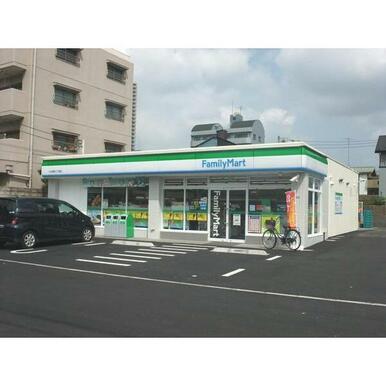 ファミリーマート川口栄町二丁目店