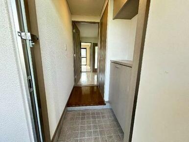 玄関（イメージ）