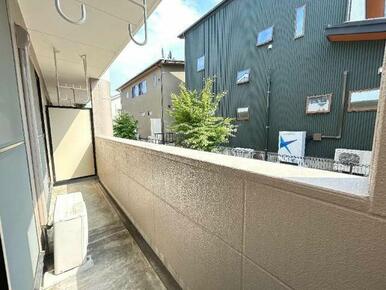 ベランダ（イメージ）