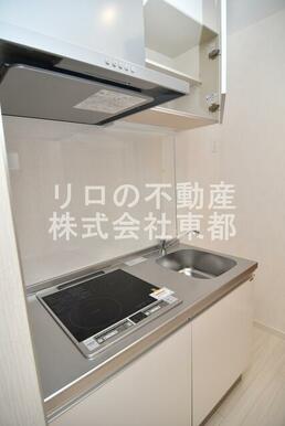 上下に収納あり！使い勝手の良いキッチンです！！