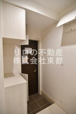 すっきりシンプルな玄関スペースです！