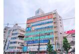 情報提供会社