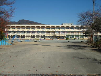 渋川市立中郷小学校