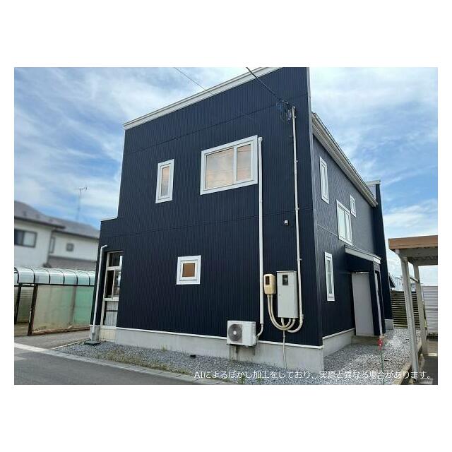 北東側から撮影。