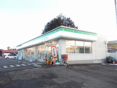 ファミリーマート小牛田素山町店
