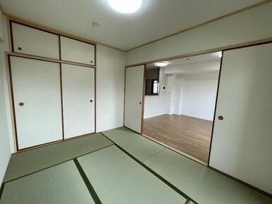 「和室」6帖の和室は畳表替え、襖張替え済みです。