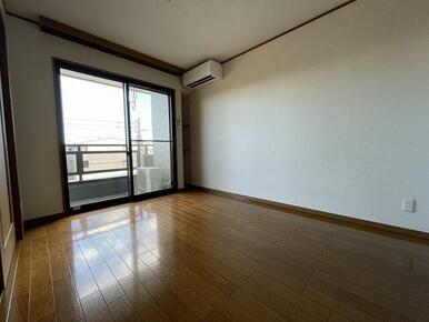 ↓参考写真：302号室