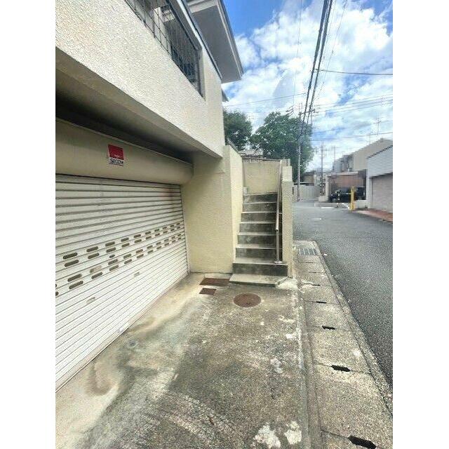 車庫前のアプローチ♪