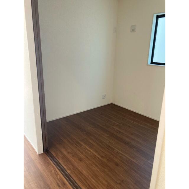 多目的に活用できる洋室（6号棟）