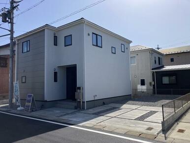 「見かけが好き」も物件選びの立派な決め手のひとつ（1号棟）