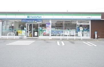 ファミリーマートいせ大湊店