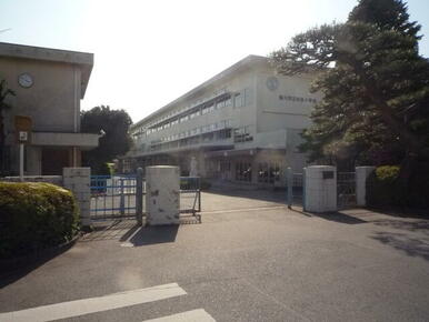 豊川市立中部小学校