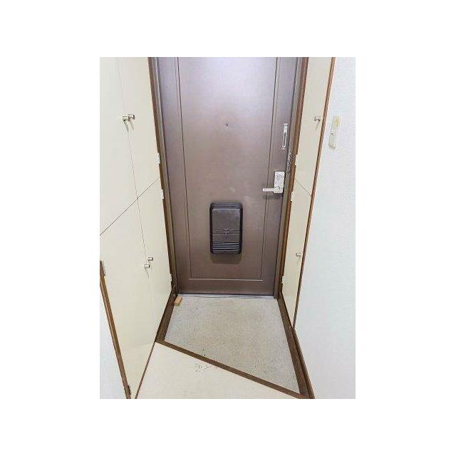 ※同建物ほかのお部屋の写真です。