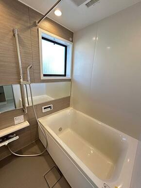 「浴室」ハウステックのユニットバス、新品交換済み