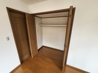 洋室クローゼット