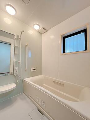 「浴室」現地に追加リフォーム提案資料がございます。クリーニング済み。