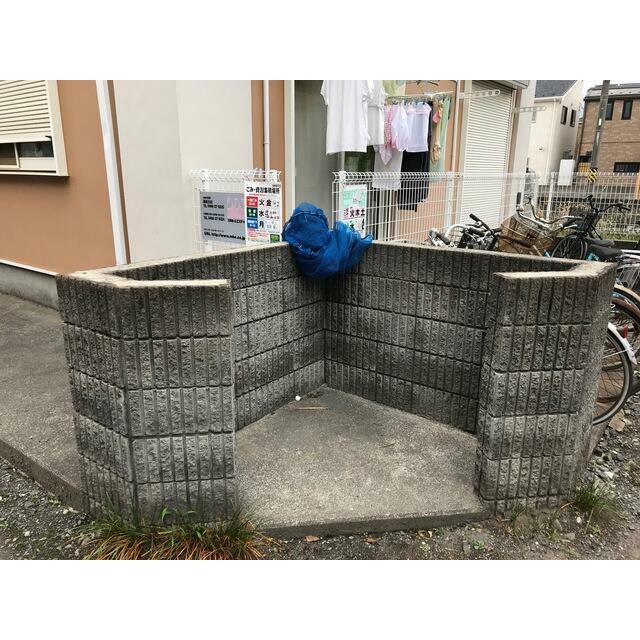 ごみ搬出所