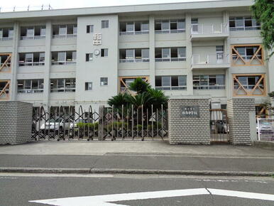 松山市立拓南中学校