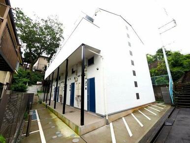 大型バイクも駐輪可能