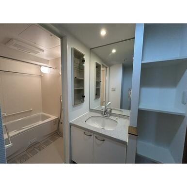 ※参考写真(同タイプ・別部屋)