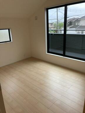 お持ちの家具の配置を考えると洋室のお部屋が暮らしやすいという方に（2号棟）