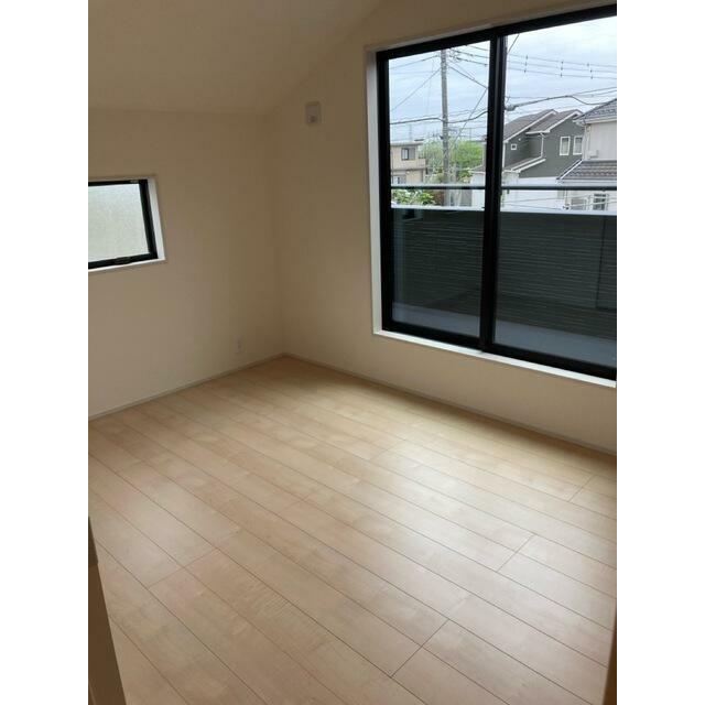 お持ちの家具の配置を考えると洋室のお部屋が暮らしやすいという方に（2号棟）