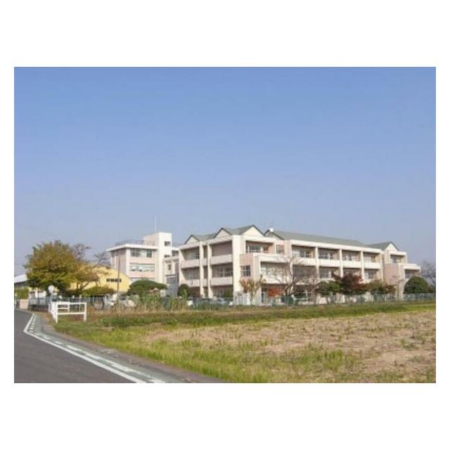 横川東小学校　1476ｍ/徒歩19分、車4分