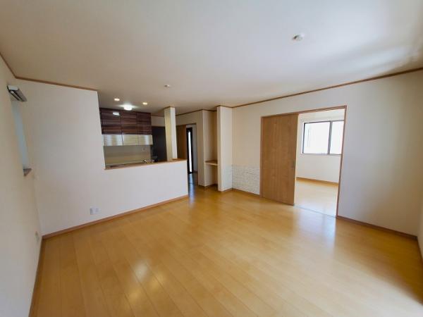 春日部市 緑町１丁目 (一ノ割駅) 2階建 4LDKの画像