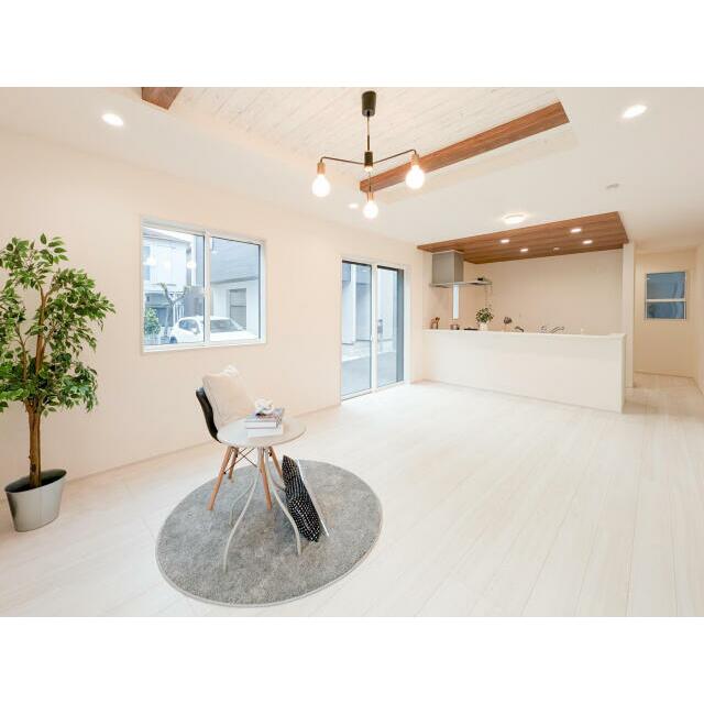 【1号棟リビング(1)】17帖